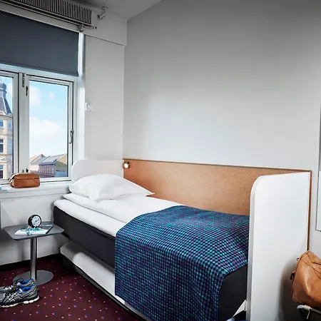 מלון Cabinn Esbjerg 2*