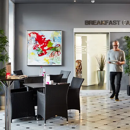 Cabinn Esbjerg 2*