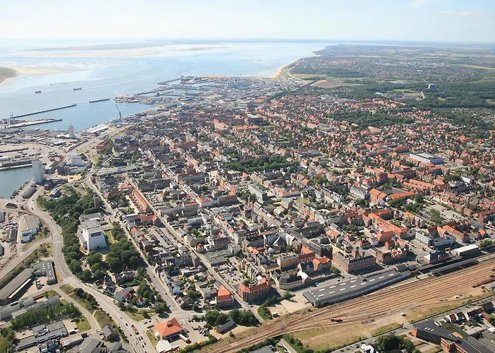 Cabinn Esbjerg Hotel 2*